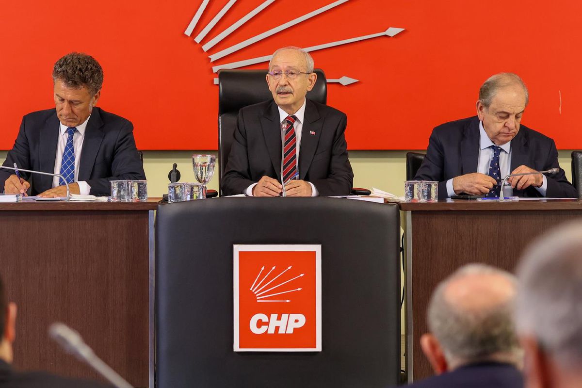PM toplantısının detayları ortaya çıktı! Kılıçdaroğlu istifaları duyunca küplere binmiş