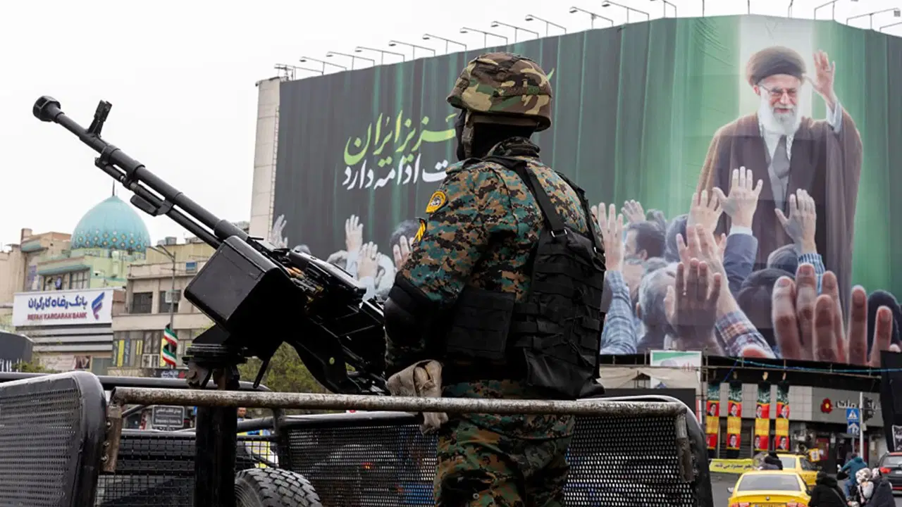 Bolgedeki gerilim 7 gecesinde abd irani iran korfezi vuruyor T1mdtLJL